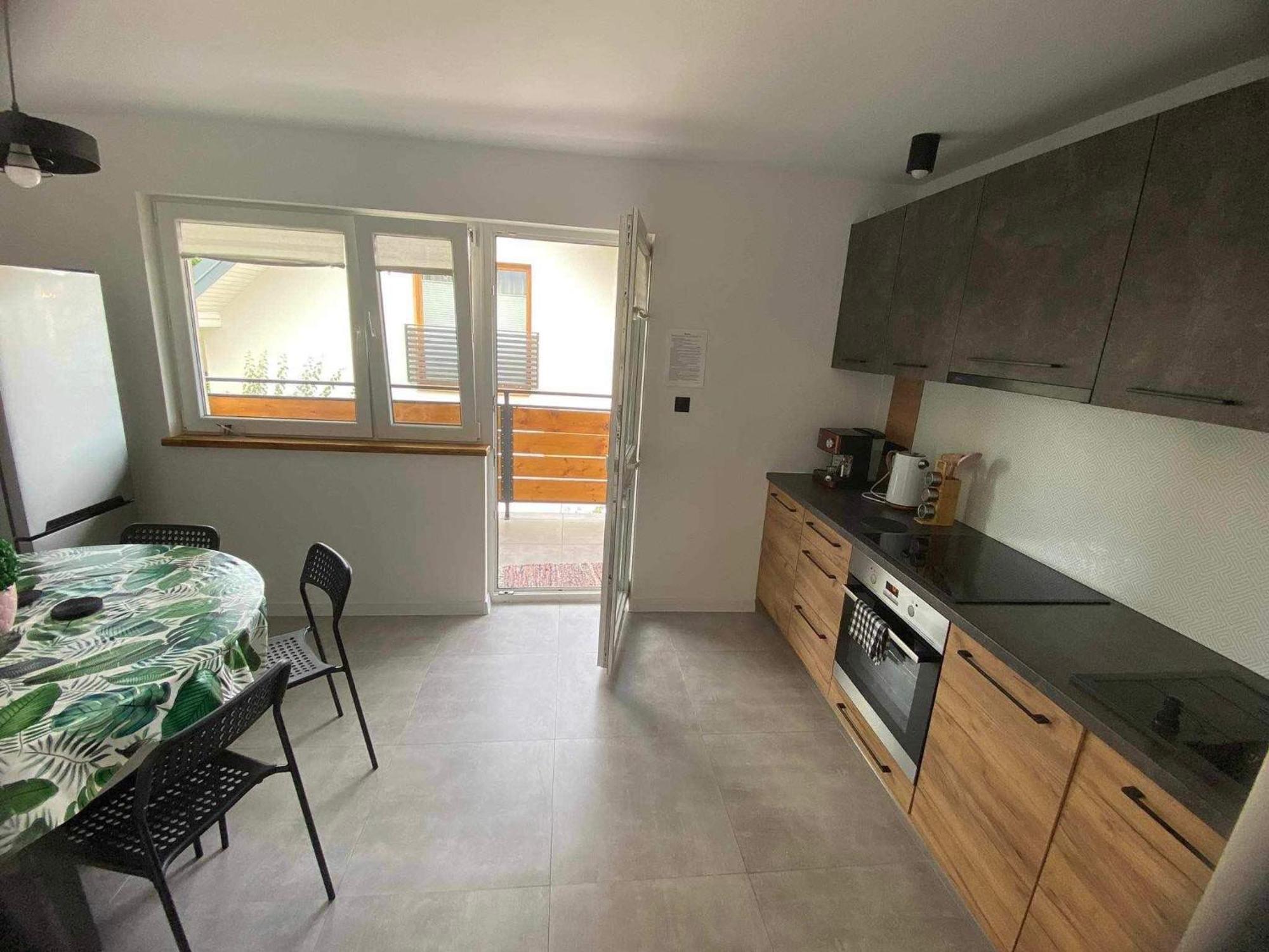 Apartamenty Fredry Lesko Bagian luar foto