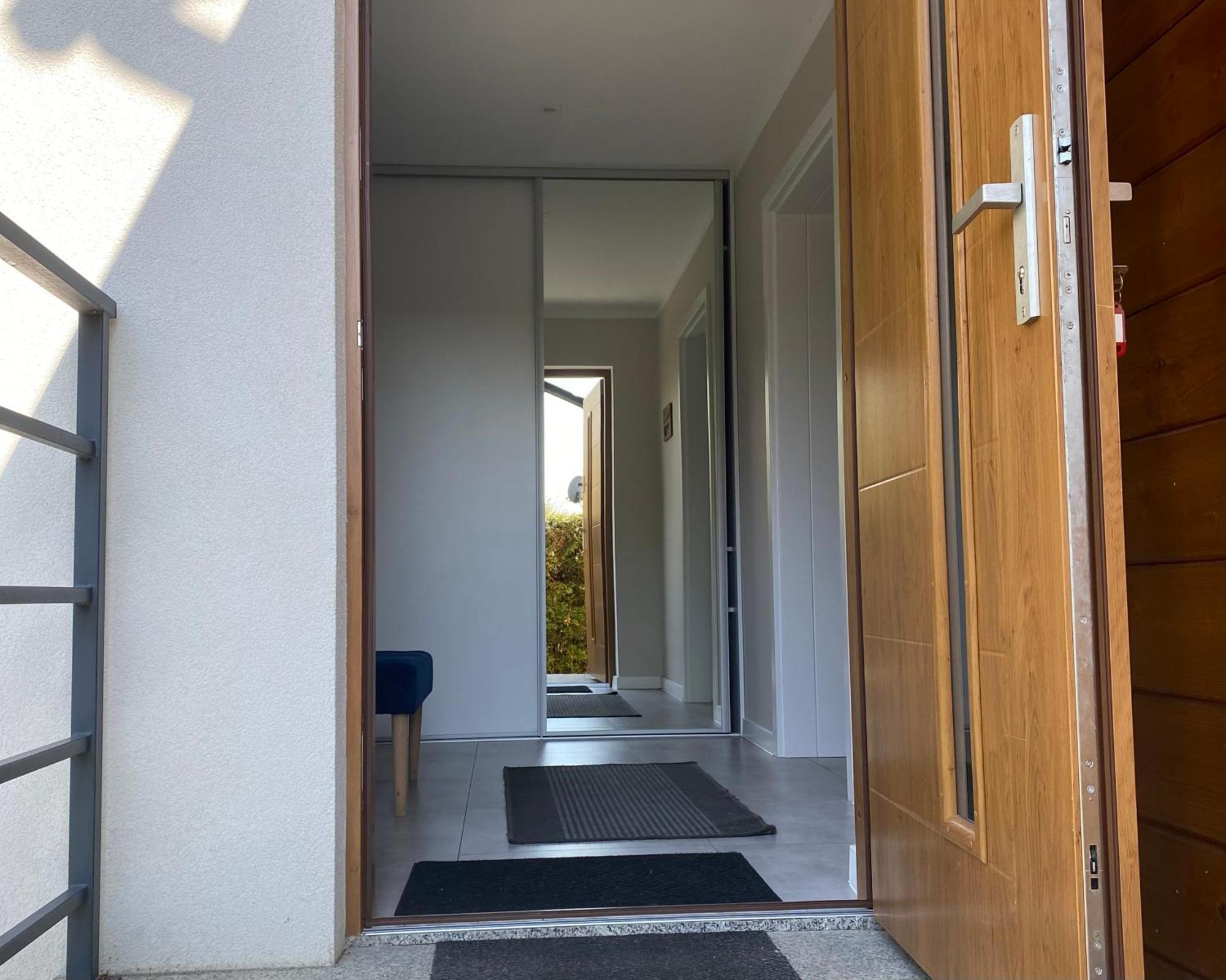Apartamenty Fredry Lesko Bagian luar foto